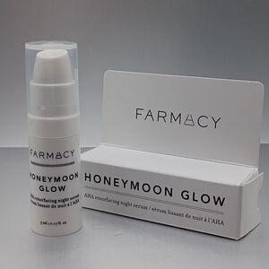 5 For $25 Item🌸 Farmacy Honeymoon Glow AHA Resurfacing Night Serum